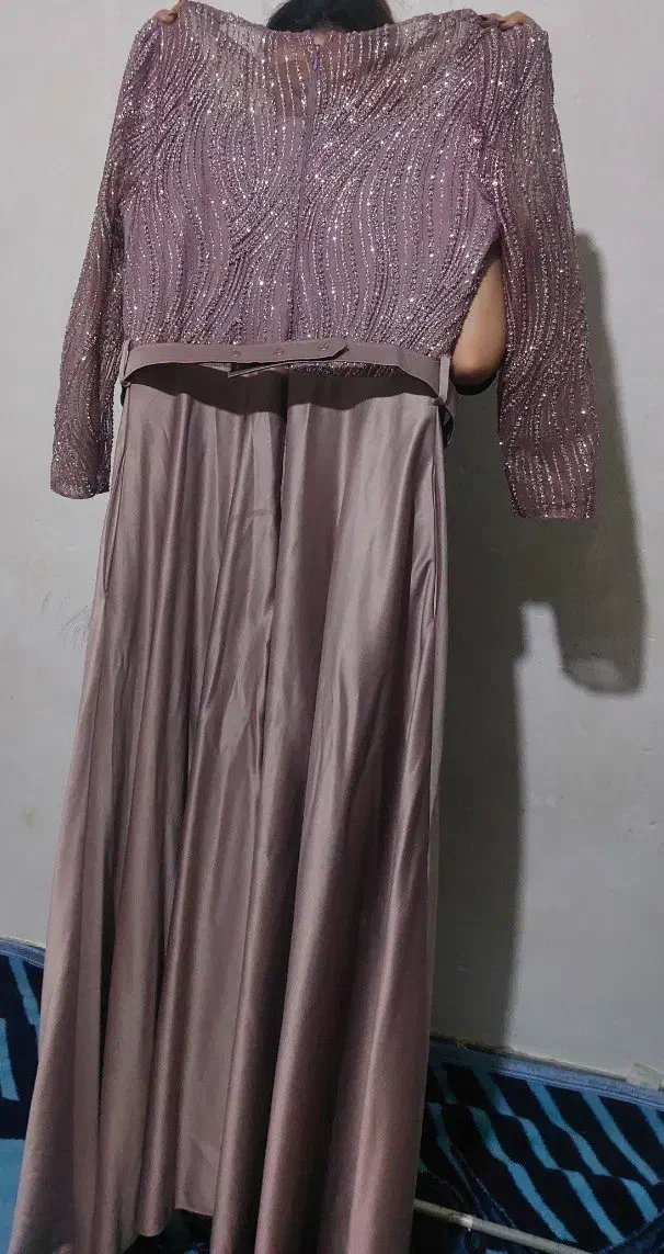 صورتی|لباس|میاندوآب, |دیوار