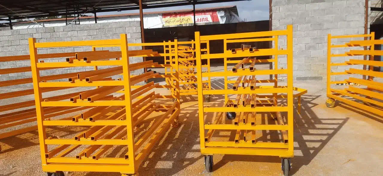 تعدادی گاری صنعتی خیلی بزرگ|ماشین‌آلات صنعتی|احمدآبادمستوفی, |دیوار