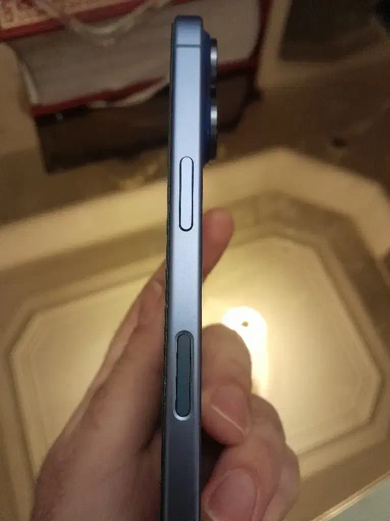 آیفون ۱۶ نرمال|موبایل|تهران, میرداماد|دیوار