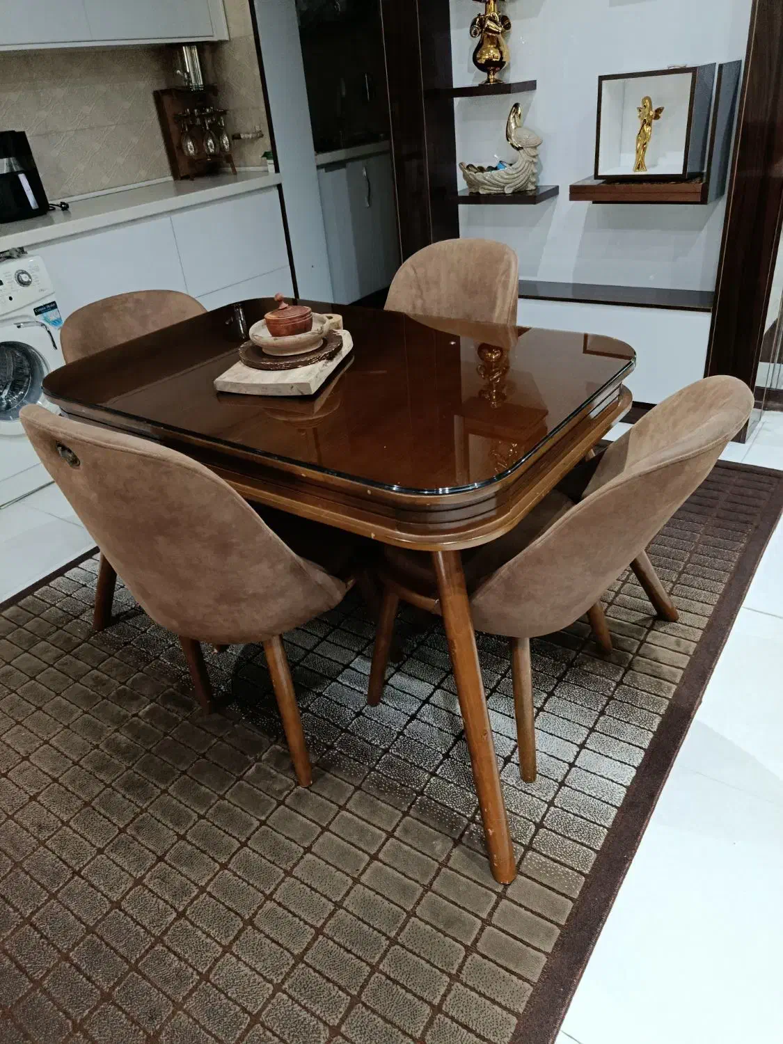 میزغذاخوری|میز و صندلی غذاخوری|ساری, |دیوار