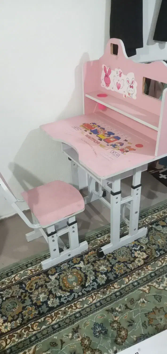 میز صندلی بچه|تخت و صندلی بچه|تهران, گلستان (شهرک راه آهن)|دیوار