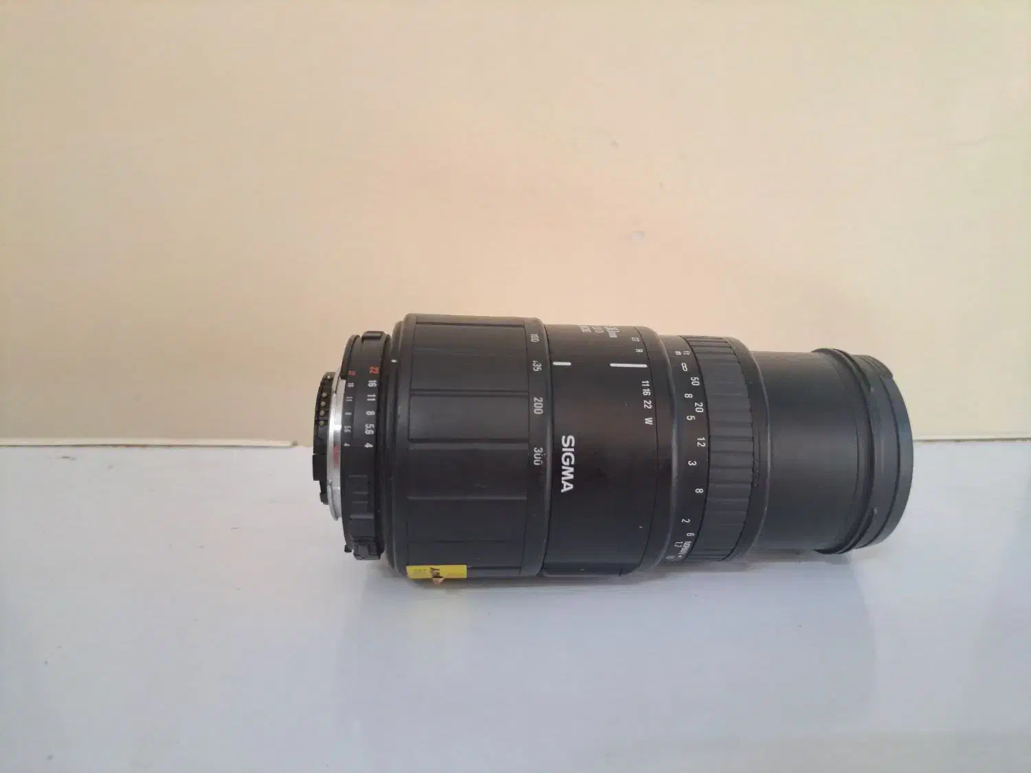 لنز سیگما  Sigma 70 - 300mm f/4 - 5.6 DL marco|دوربین عکاسی و فیلم‌برداری|فولادشهر, C1|دیوار
