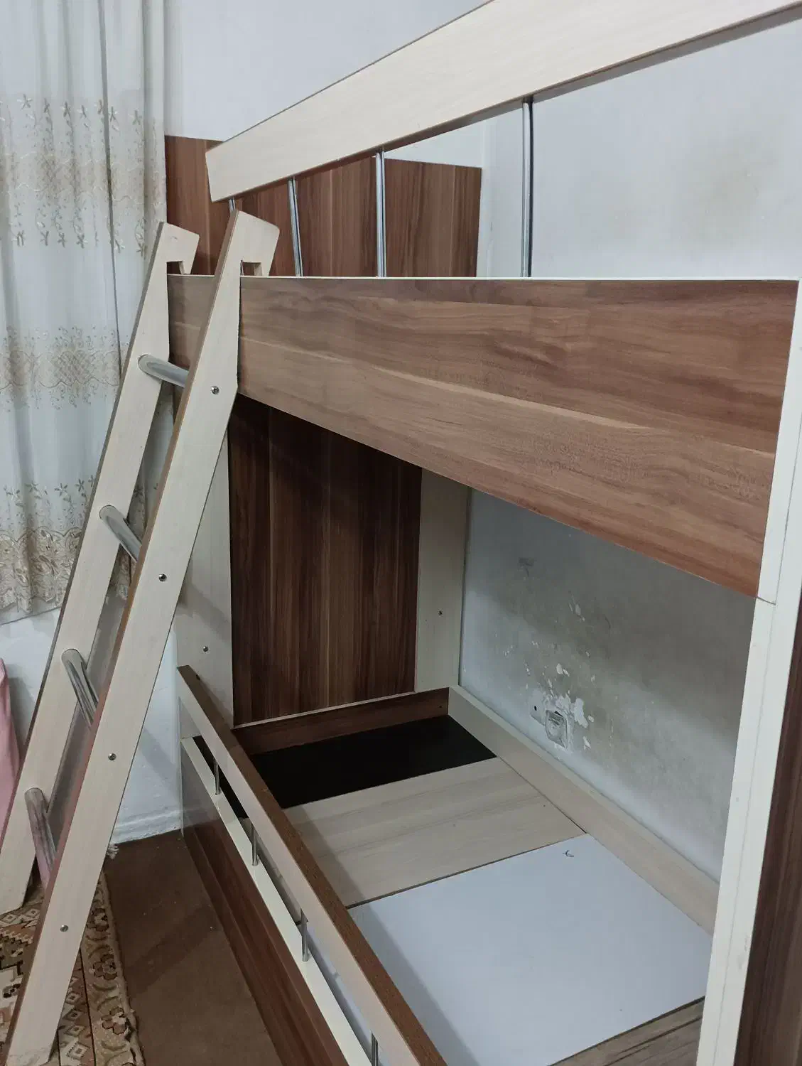 تخت دونفره چوبی درجه یک در حد نو|تخت و سرویس خواب|مشهد, توس (بلوار توس)|دیوار