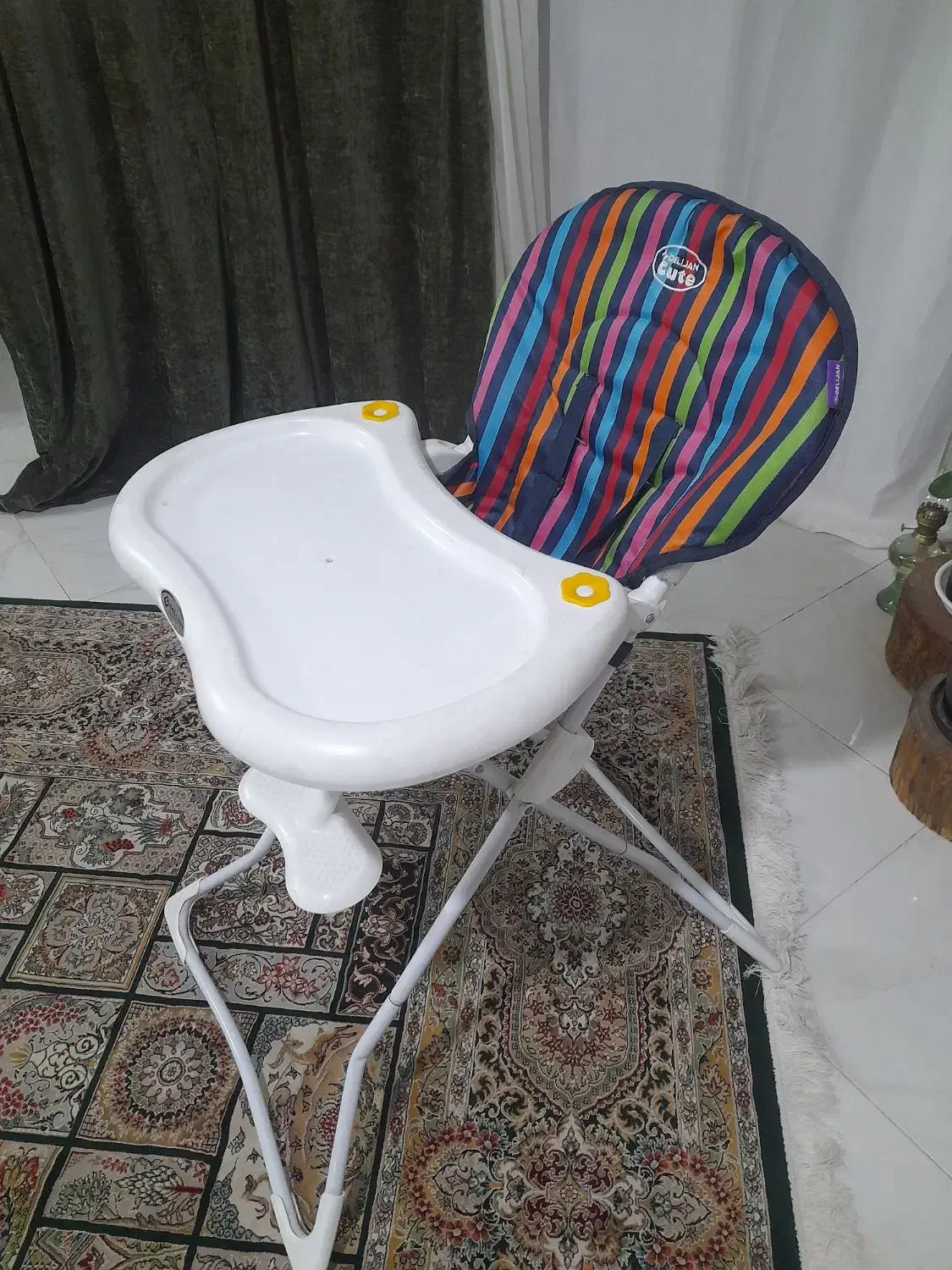 صندلی کودک|تخت و صندلی بچه|شیروان (خراسان), |دیوار