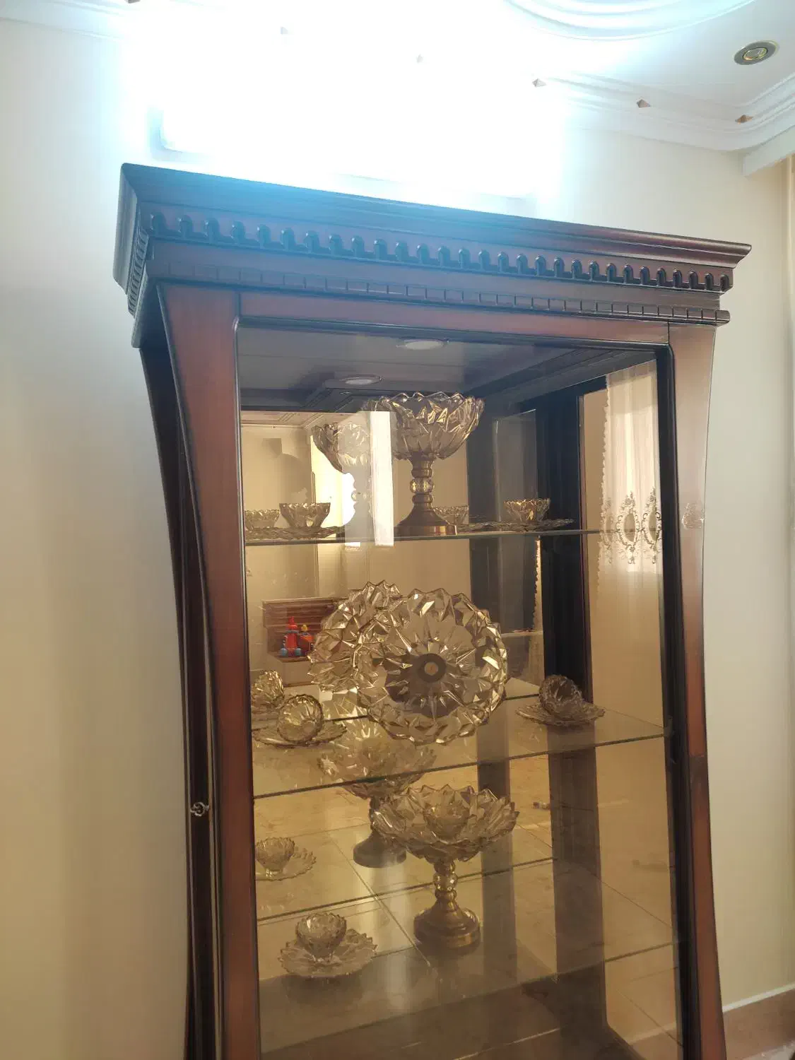 ویترین|بوفه، ویترین، کنسول|برخوار, |دیوار