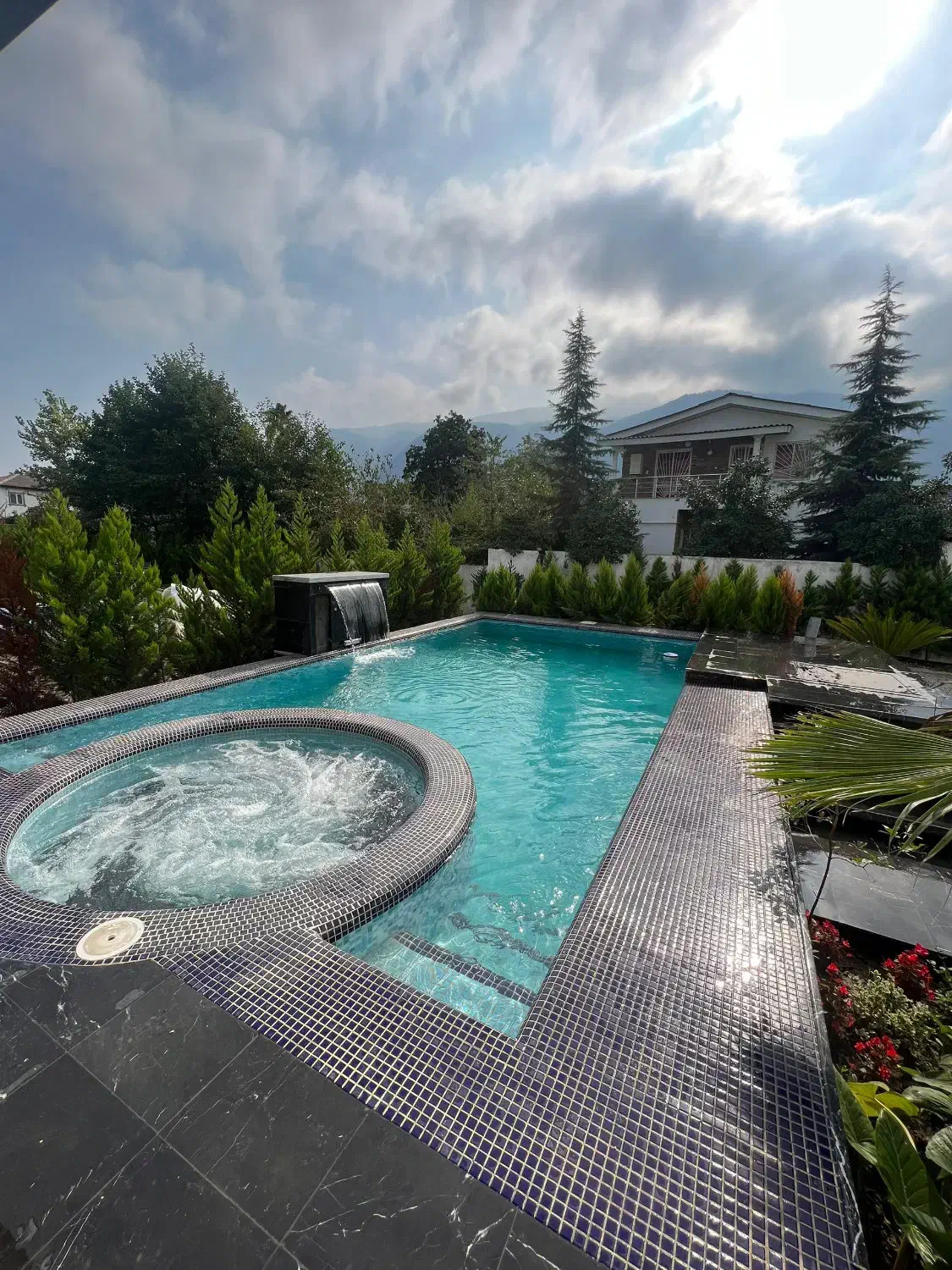 ساخت تخصصی استخر و خدمات|خدمات پیشه و مهارت|نوشهر, |دیوار