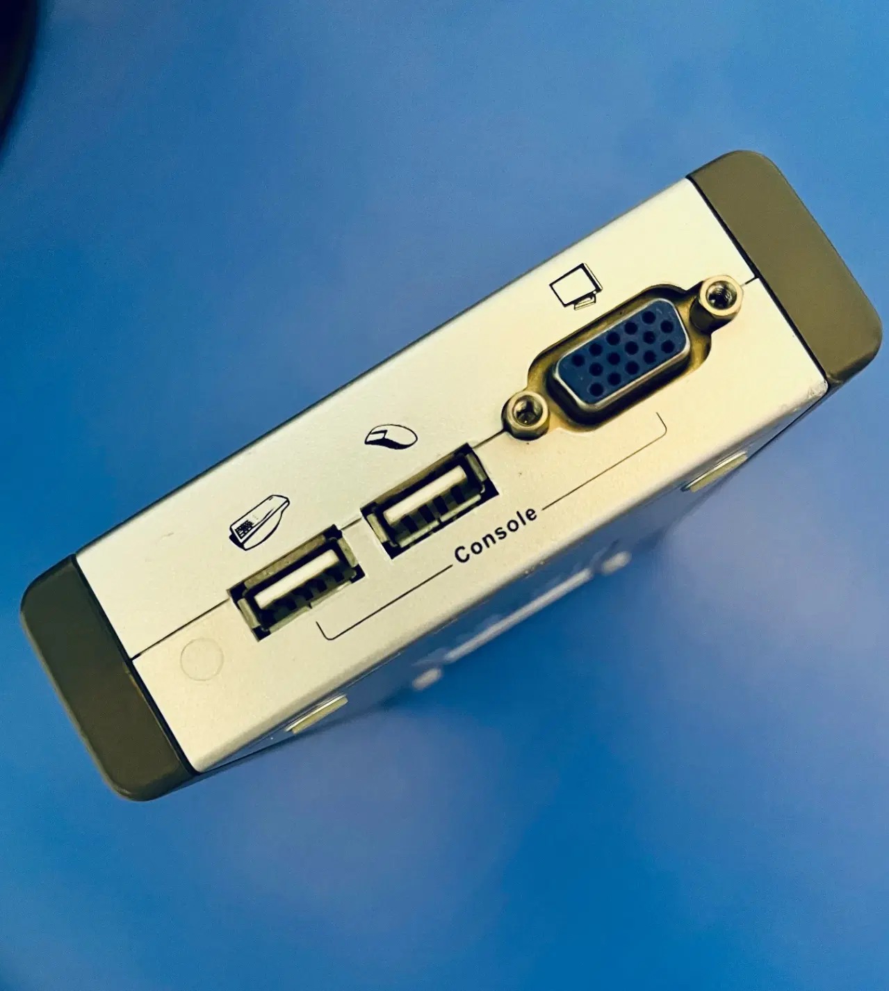 D-link سوئیچ Kvm|مودم و تجهیزات شبکه|یاسوج, |دیوار