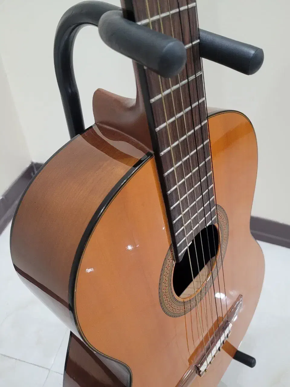 گیتار یاماها CG102|گیتار، بیس، امپلیفایر|تهران, گلستان (شهرک راه آهن)|دیوار