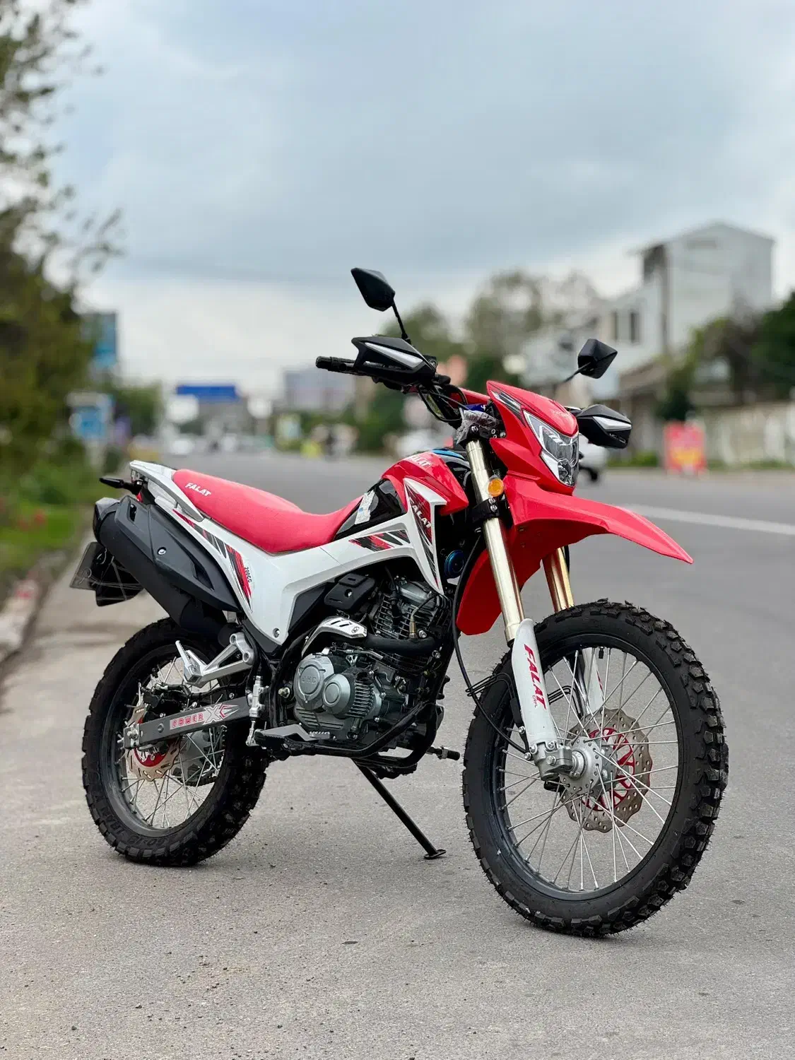 تریل فلات ۲۰۰|موتورسیکلت|رشت, خمیران زاهدان|دیوار