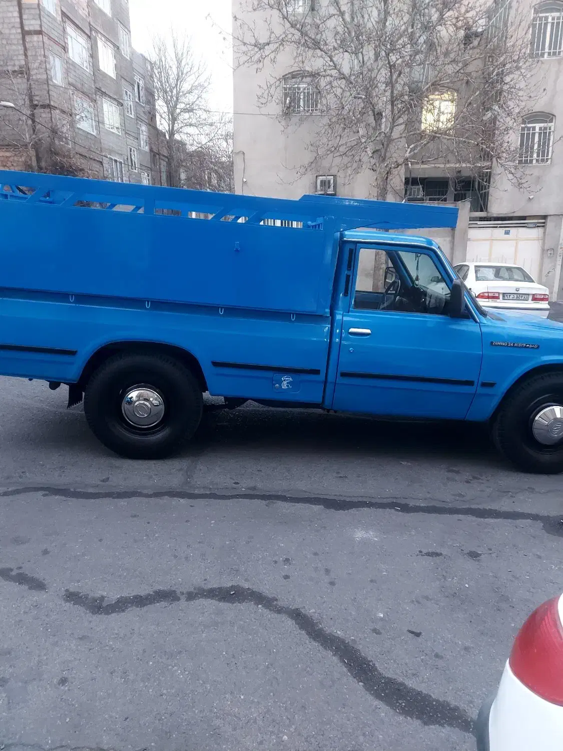 وانت نیسان زامیاد مدل ۸۷ تناژ پایین|خودرو سواری و وانت|تهران, خاک سفید|دیوار