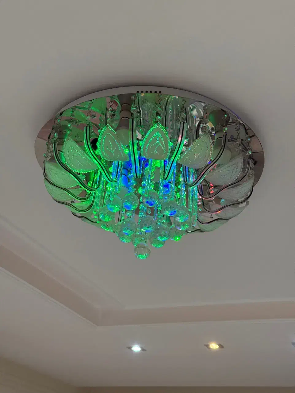 لوستر سقفی کنترل‌دار|لوستر و چراغ آویز|تهران, نصرت|دیوار