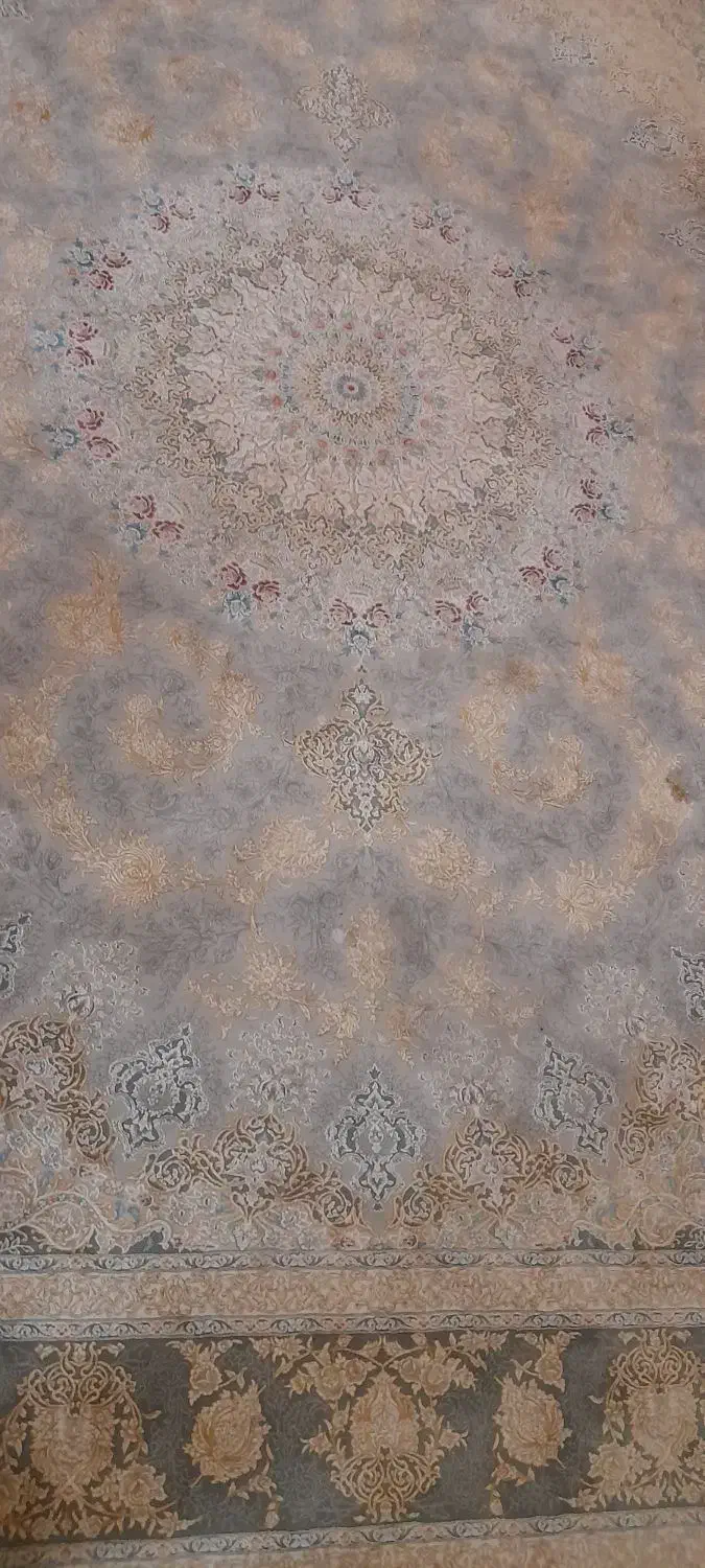 فروش ۲ تخته فرش ۹ متری و دو عدد ۱×۱/۵ متری|فرش|شاهینشهر, حافظ شمالی|دیوار