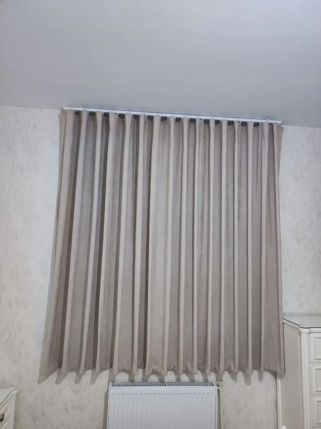 پرده مینیمال مخمل اعلا|پرده، رانر، رومیزی|تهران, باغ فیض|دیوار