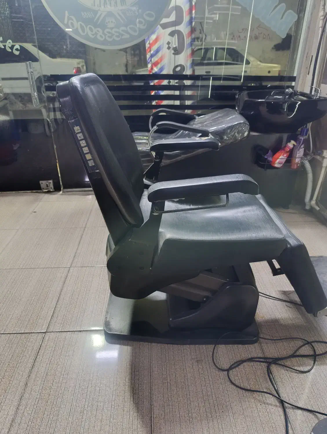 صندلی برقی آرایشگاه|آرایشگاه و سالن‌های زیبایی|ملارد, |دیوار