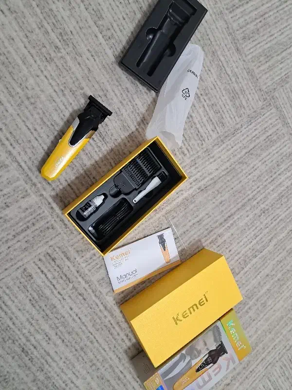 خطزن . ریش تراش|آرایشی، بهداشتی، درمانی|ازنا, |دیوار