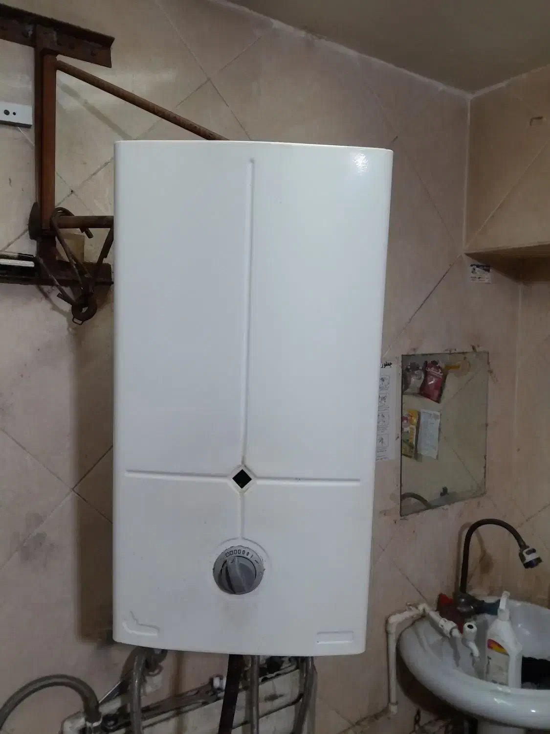 آبگرمکن کم فشار بوتان ۳۱۱۵|آبگرمکن، پکیج، شوفاژ|رباطکریم, رباطکریم|دیوار