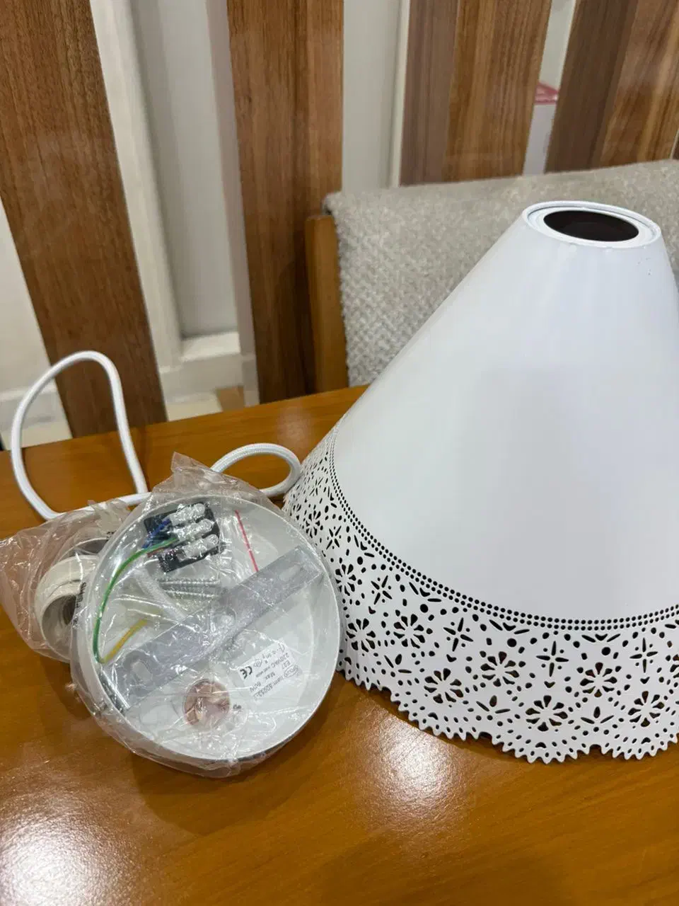 لوستر|لوستر و چراغ آویز|اهواز, زیتون کارمندی|دیوار