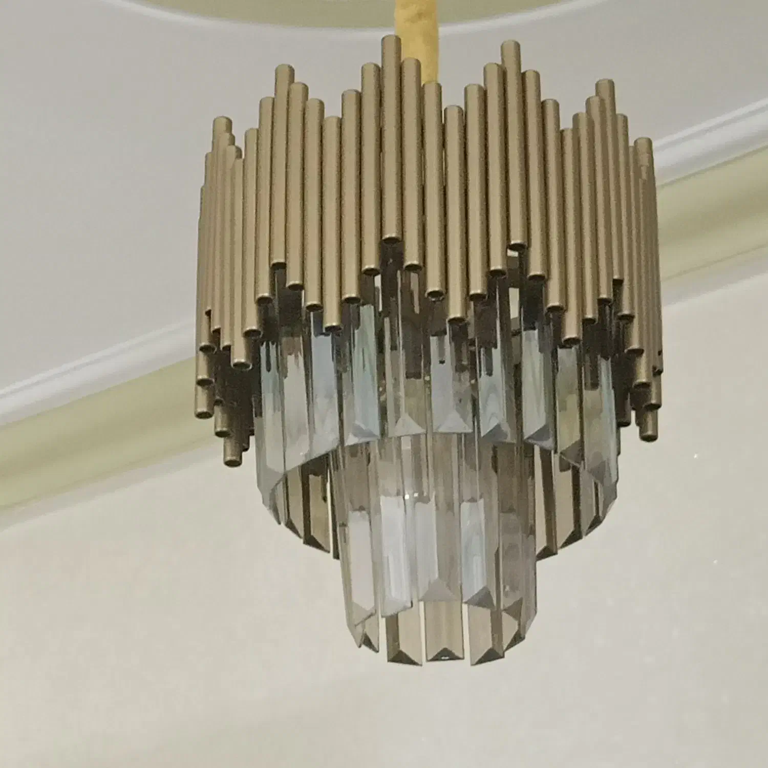 لوستر|لوستر و چراغ آویز|پاکدشت, پاکدشت (مامازند)|دیوار