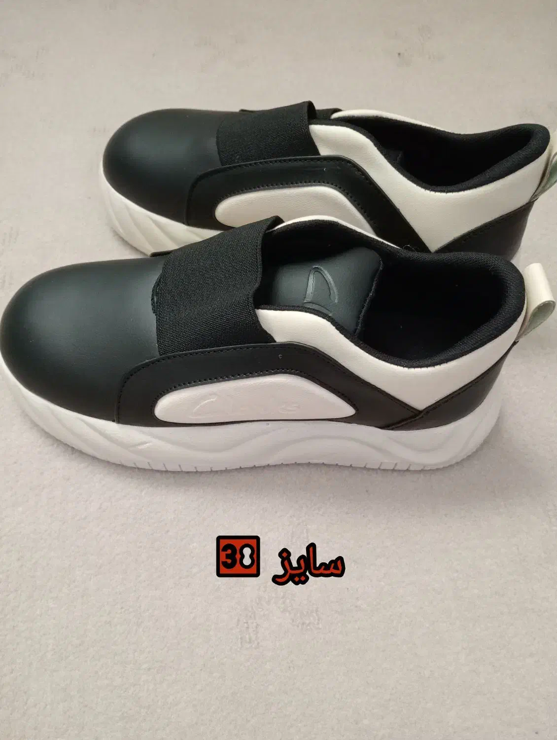 تعدادی کفش زنانه تک سایز|کیف، کفش، کمربند|نیشابور, کریم آباد|دیوار