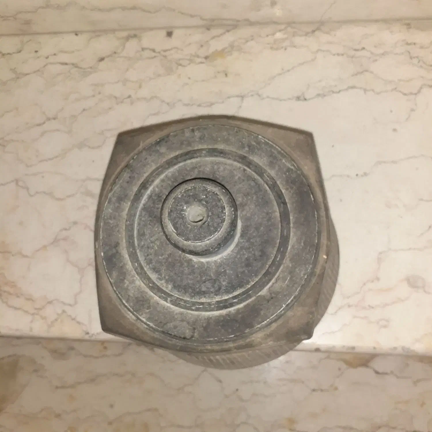 دیزی سنگی نامجو|کلکسیون اشیاء عتیقه|تهران, خواجه نظام الملک|دیوار