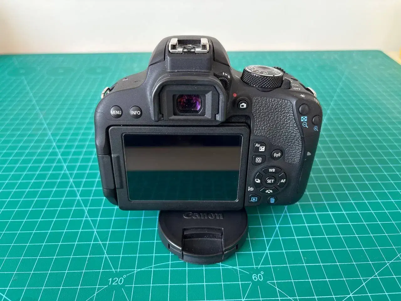 دوربین کنن 800D مخصوص دانش آموزان|دوربین عکاسی و فیلم‌برداری|آفتاب, |دیوار