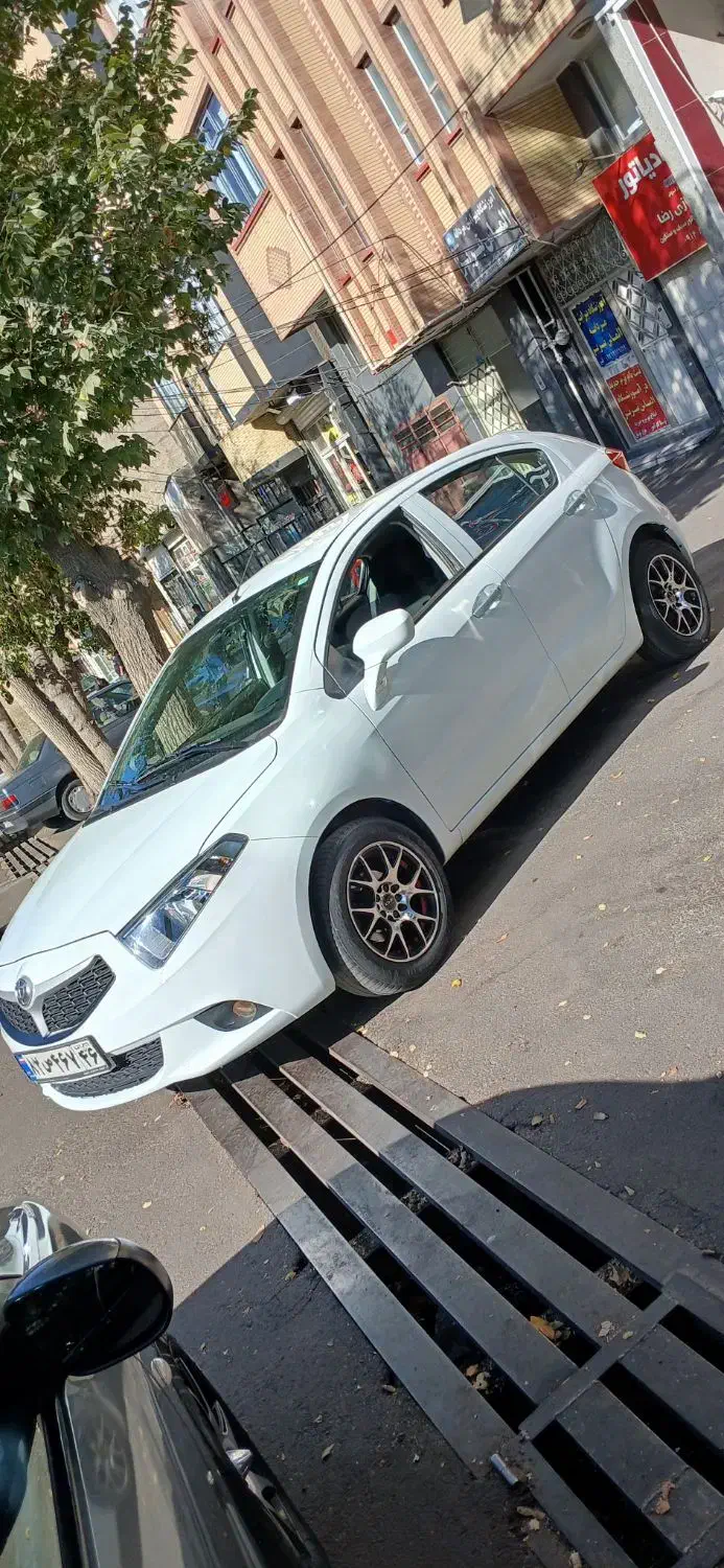 برلیانس h220 مدل 1397 بدون رنگ|خودرو سواری و وانت|تبریز, |دیوار