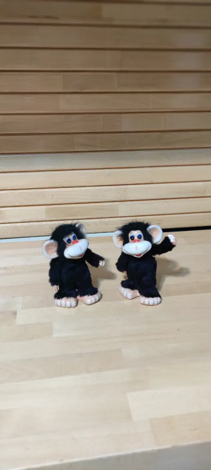 مجسمه میمون مشکی بدنه خز|مجسمه، تندیس، ماکت|مراغه, |دیوار