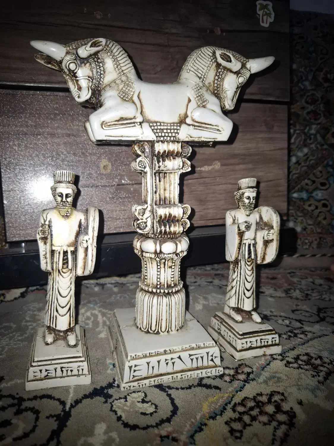 مجسمه پلی استری|مجسمه، تندیس، ماکت|قم, شاه ابراهیم|دیوار