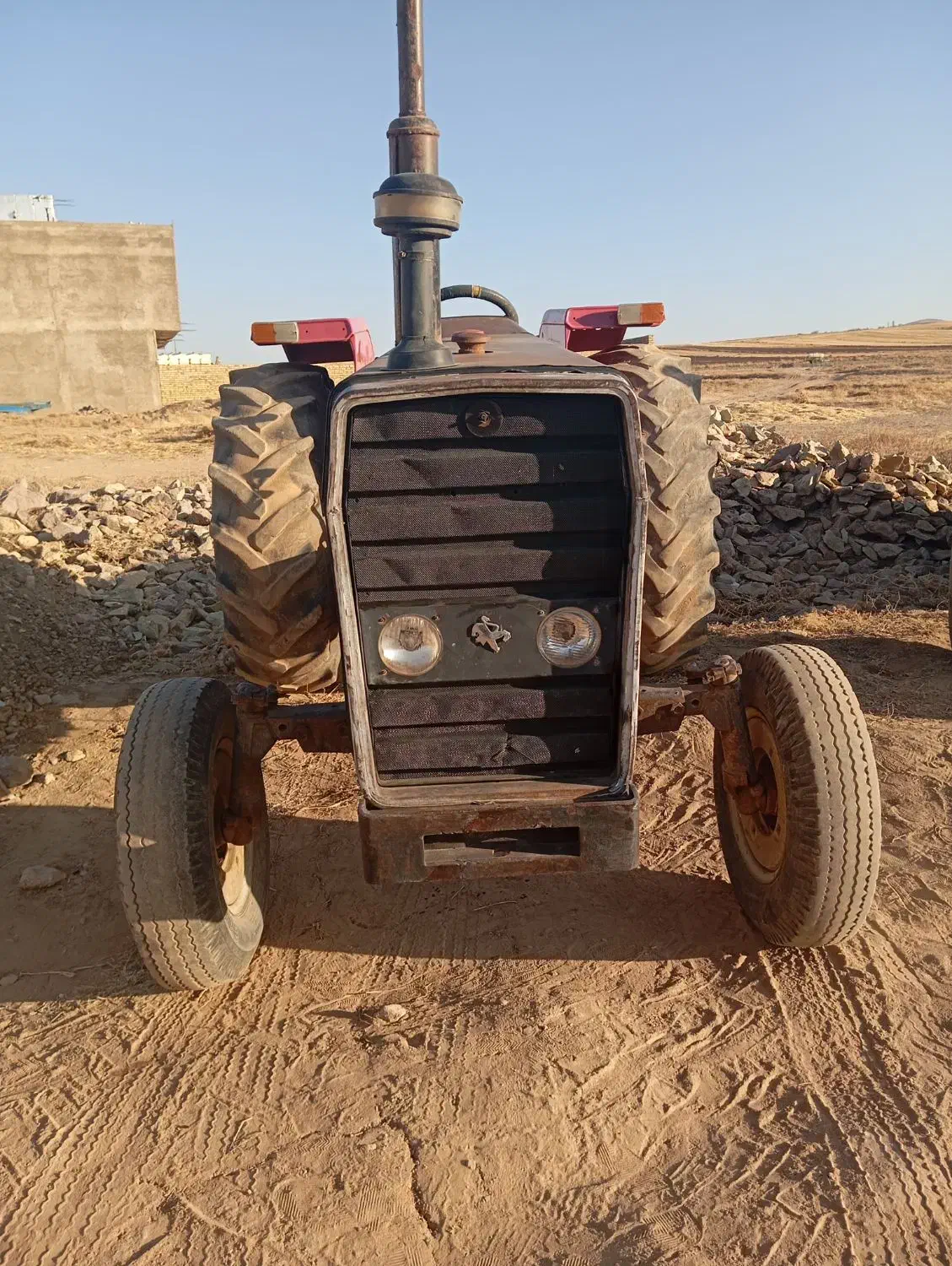 تراکتور ۶۳|خودرو سنگین|صائین قلعه, |دیوار