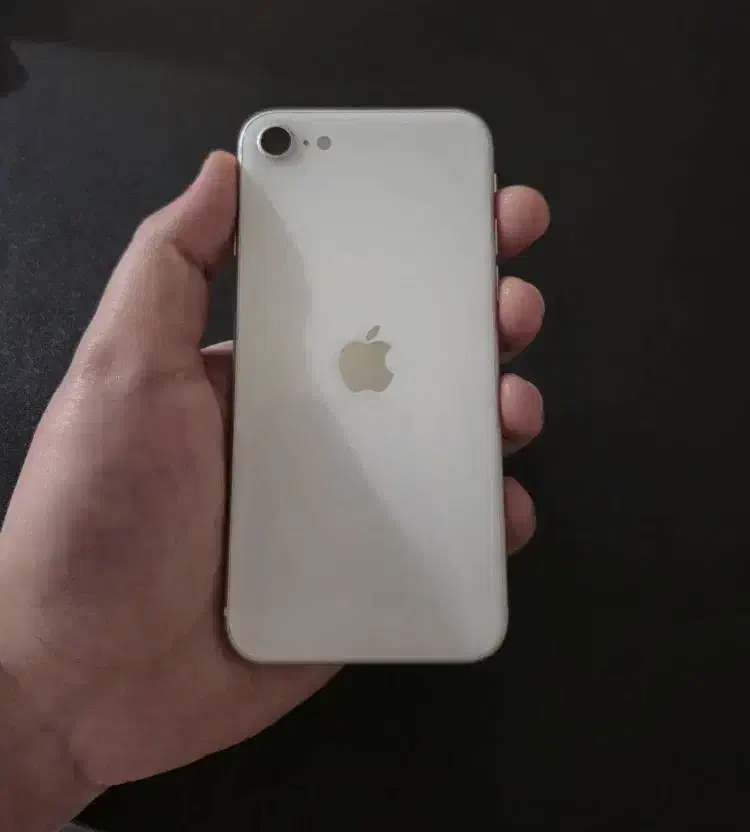 آیفون تمیز در حد - iphone se 2020|موبایل|تهران, علم و صنعت|دیوار