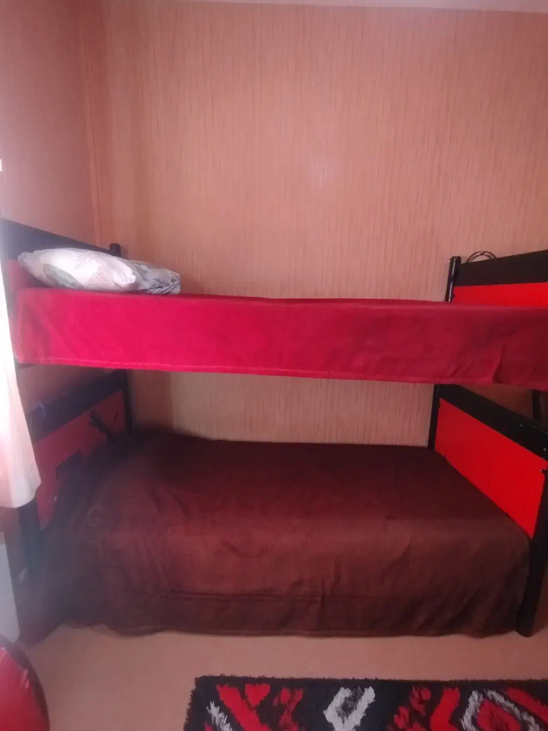 تخت و کمد و میز تحریر|تخت و سرویس خواب|محمدیه-قزوین, |دیوار