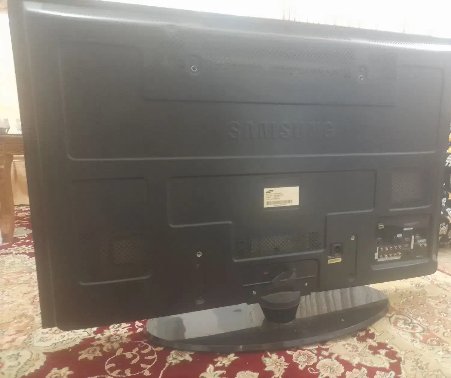 تلویزیون ال سی دی|تلویزیون و پروژکتور|قم, قلعه عموحسین|دیوار