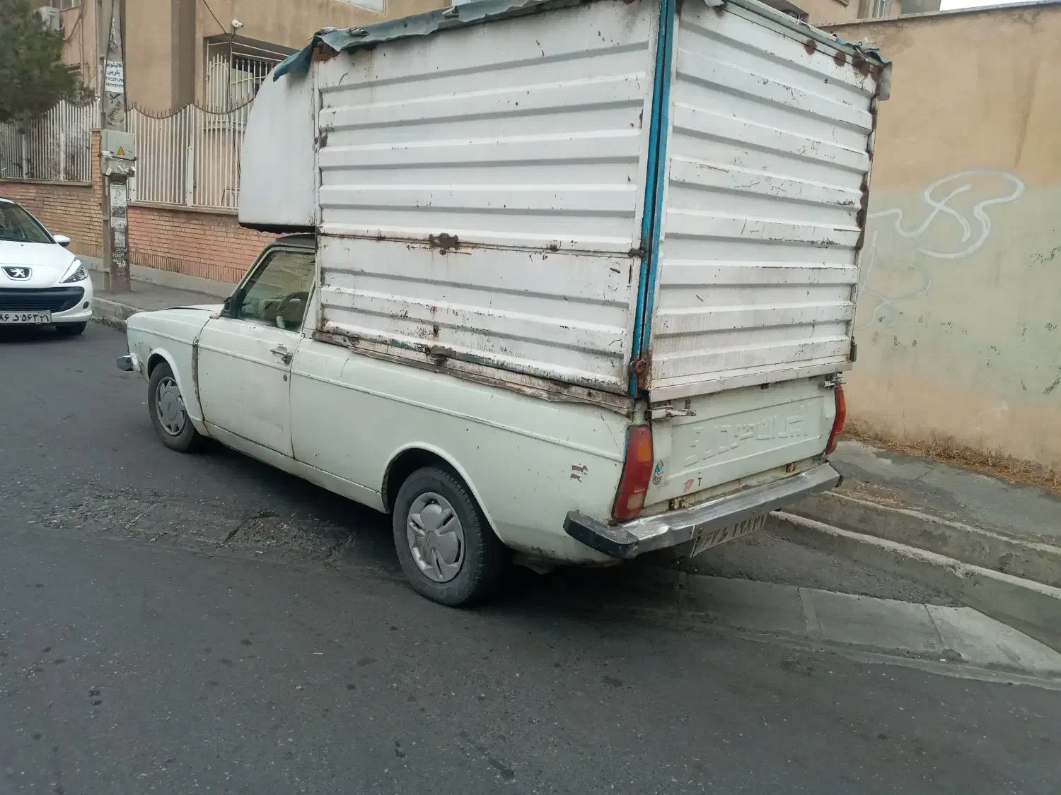 وانت مدل ۸۴ خوش روزی|خودرو سواری و وانت|ملارد, |دیوار