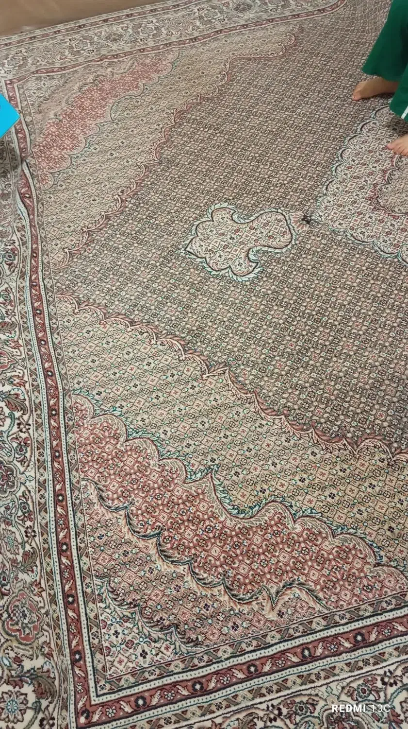 فرش12متری و گاز صفحه ای|فرش|بافق, |دیوار