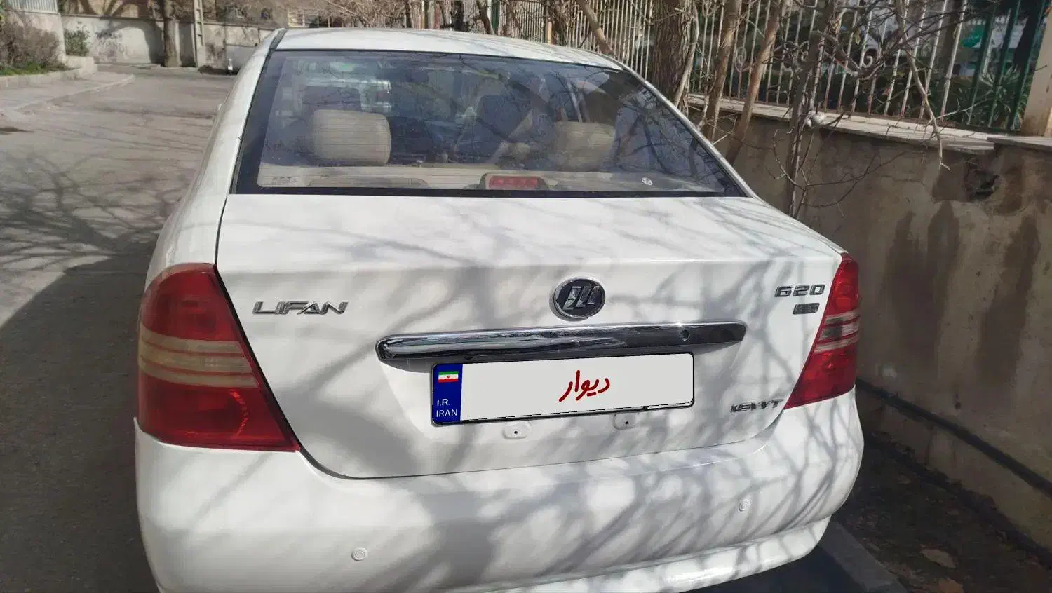 لیفان ۶۲۰ ۱۸۰۰|خودرو سواری و وانت|مشهد, فرهنگیان (شهرک غرب)|دیوار