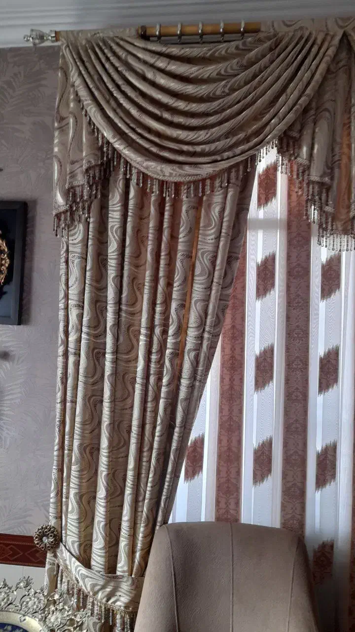 پرده ۳ عدد|پرده، رانر، رومیزی|صحنه, |دیوار