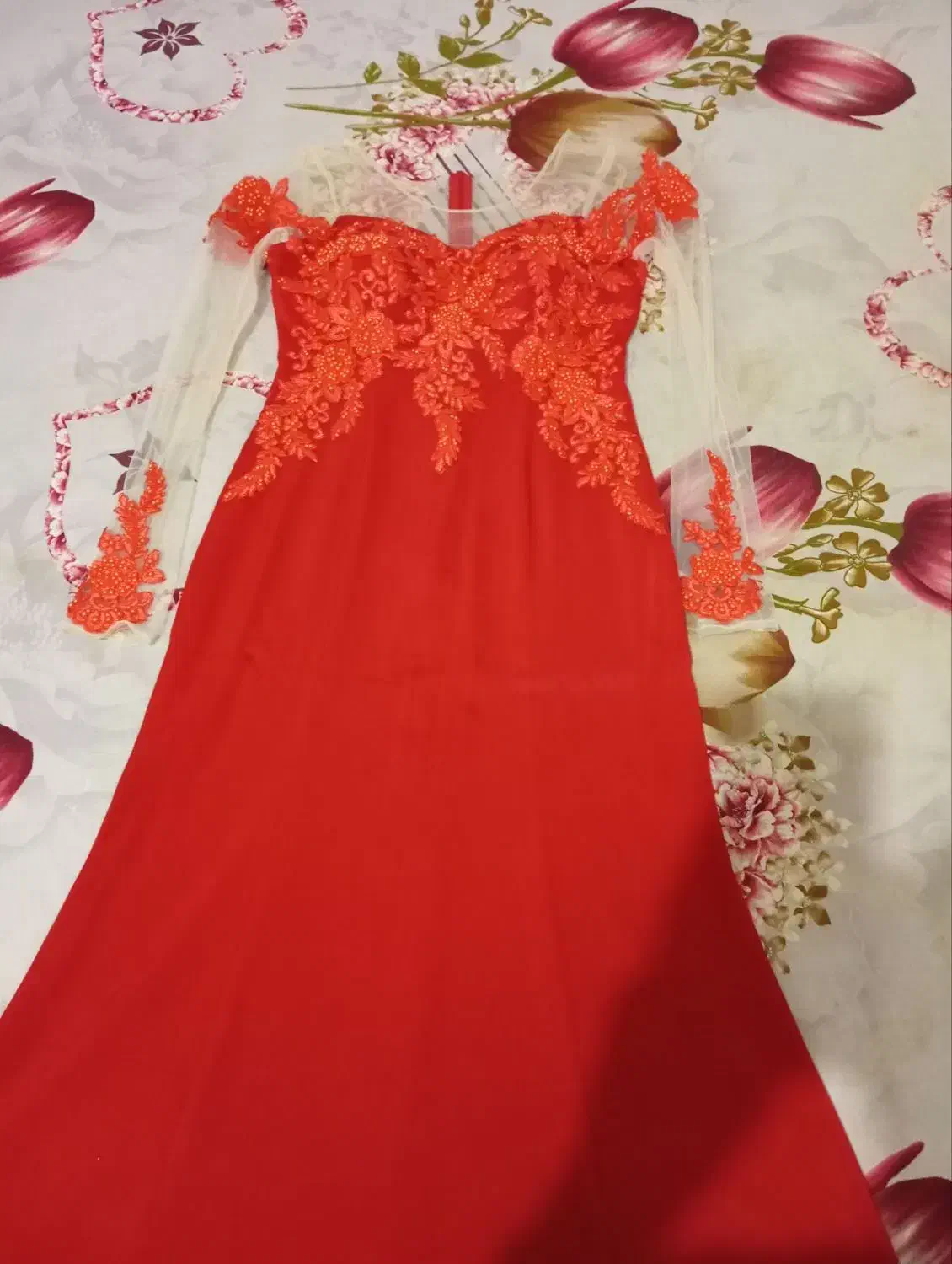 لباس مجلسی|لباس|فیروزآباد (آذربایجان), |دیوار