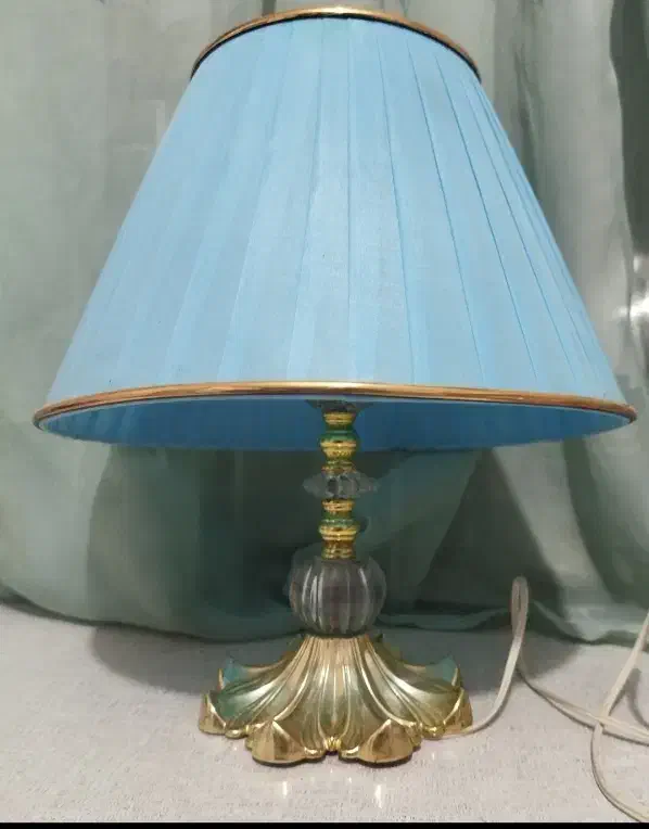 چراغ خواب|چراغ خواب و آباژور|آبیک, |دیوار