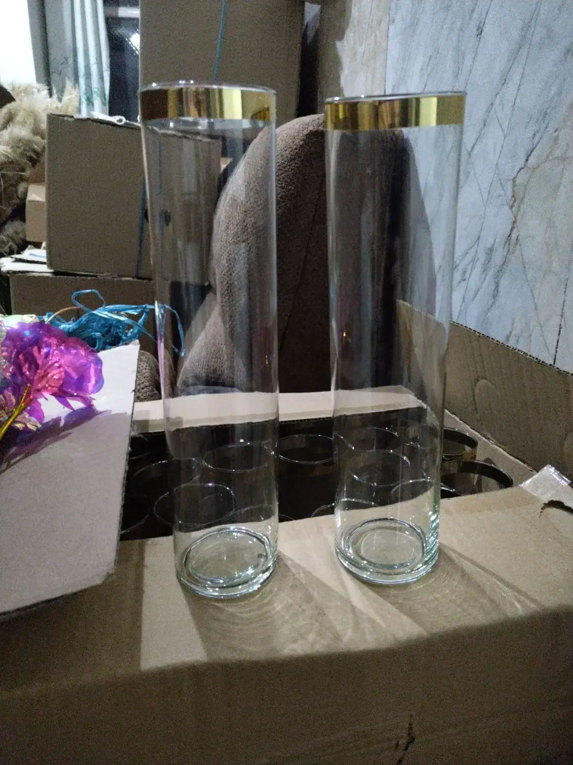 شیشه رز استوانه ای|گل مصنوعی|نجفآباد, امیرآباد|دیوار