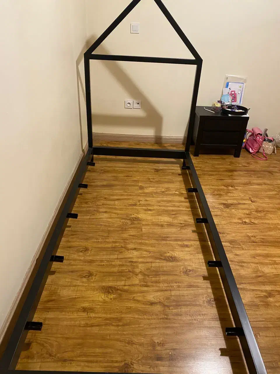 تخت یکنفره در حد نو|تخت و سرویس خواب|تهران, قیطریه|دیوار