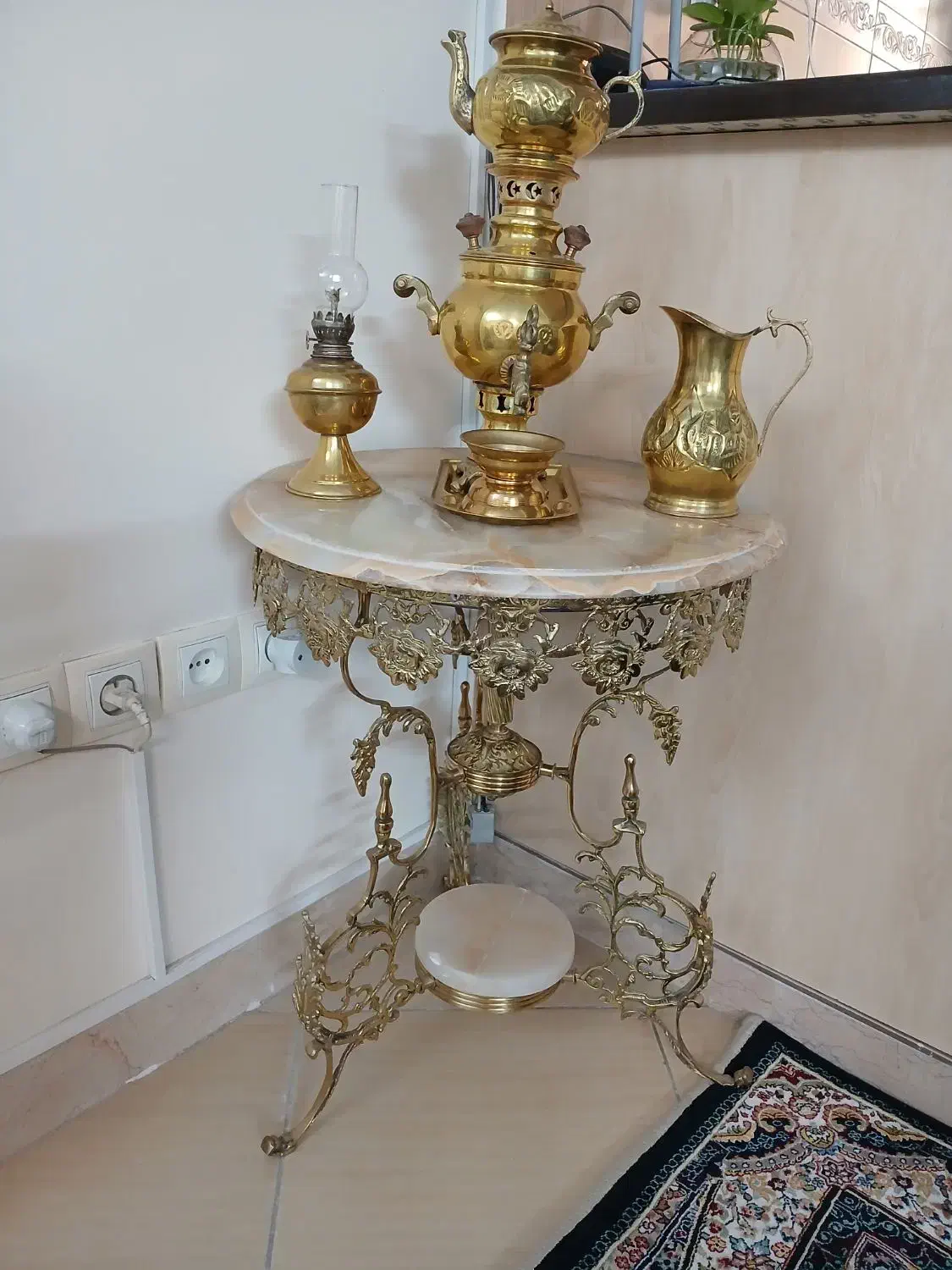 میز برنجی|میز تلفن|تهران, مسعودیه|دیوار