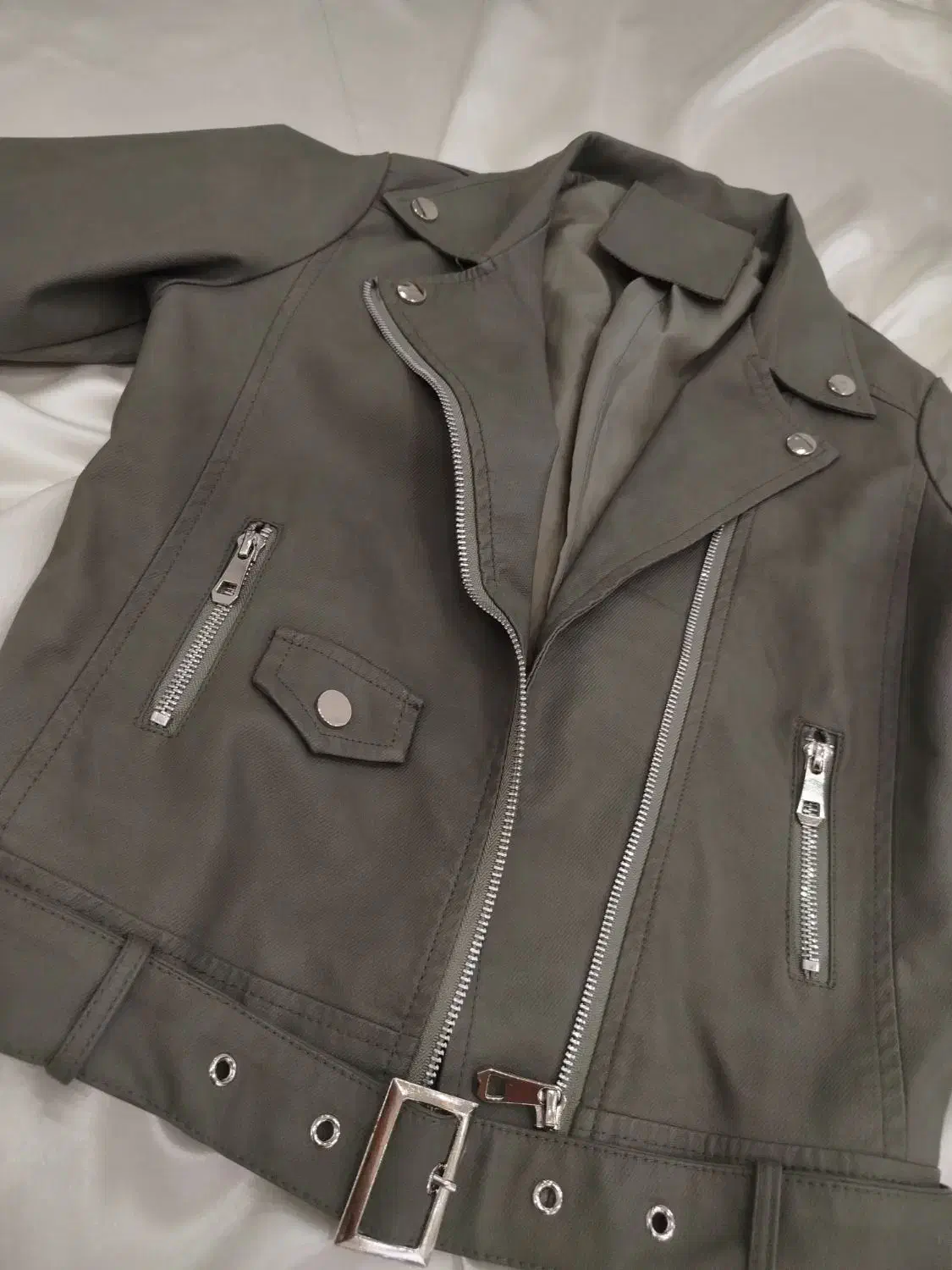 کاپشن چرم پسرانه  کیفیت بی نظیر|کفش و لباس بچه|تربتحیدریه, شهید قرنی|دیوار