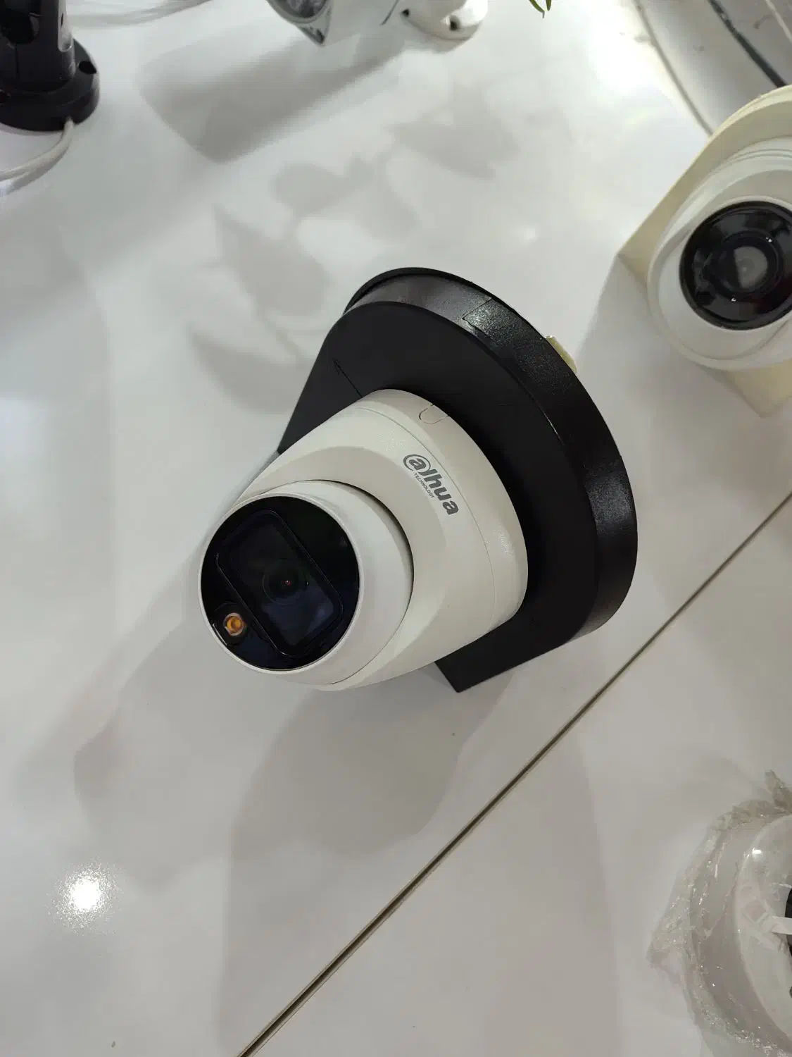 دوربین مداربسته نصب و فروش|دوربین مداربسته|لاهیجان, قیام|دیوار