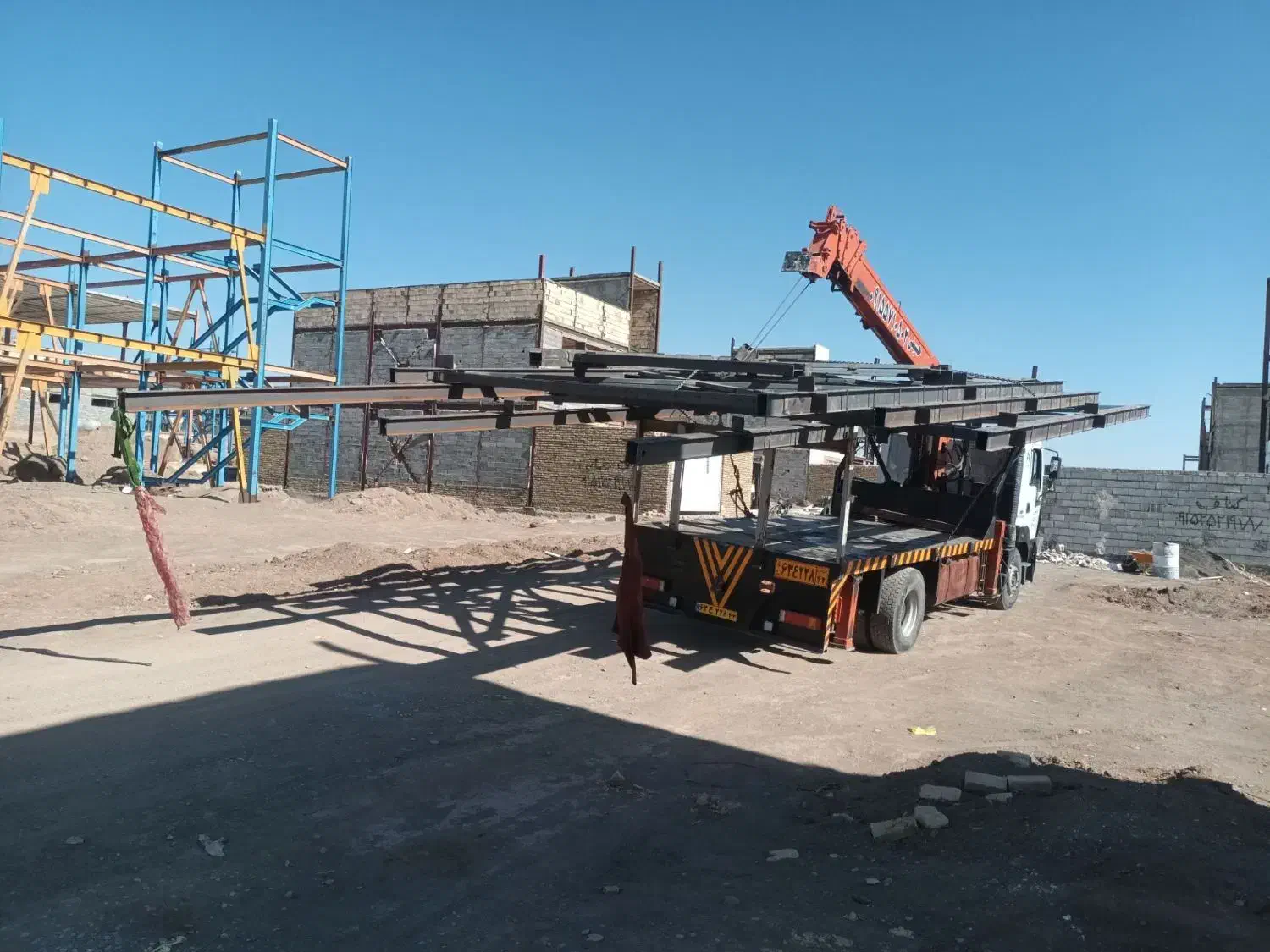 خدمات جرثقیل شبانه روزی|خدمات حمل و نقل|سبزوار, چهارراه فرودگاه|دیوار