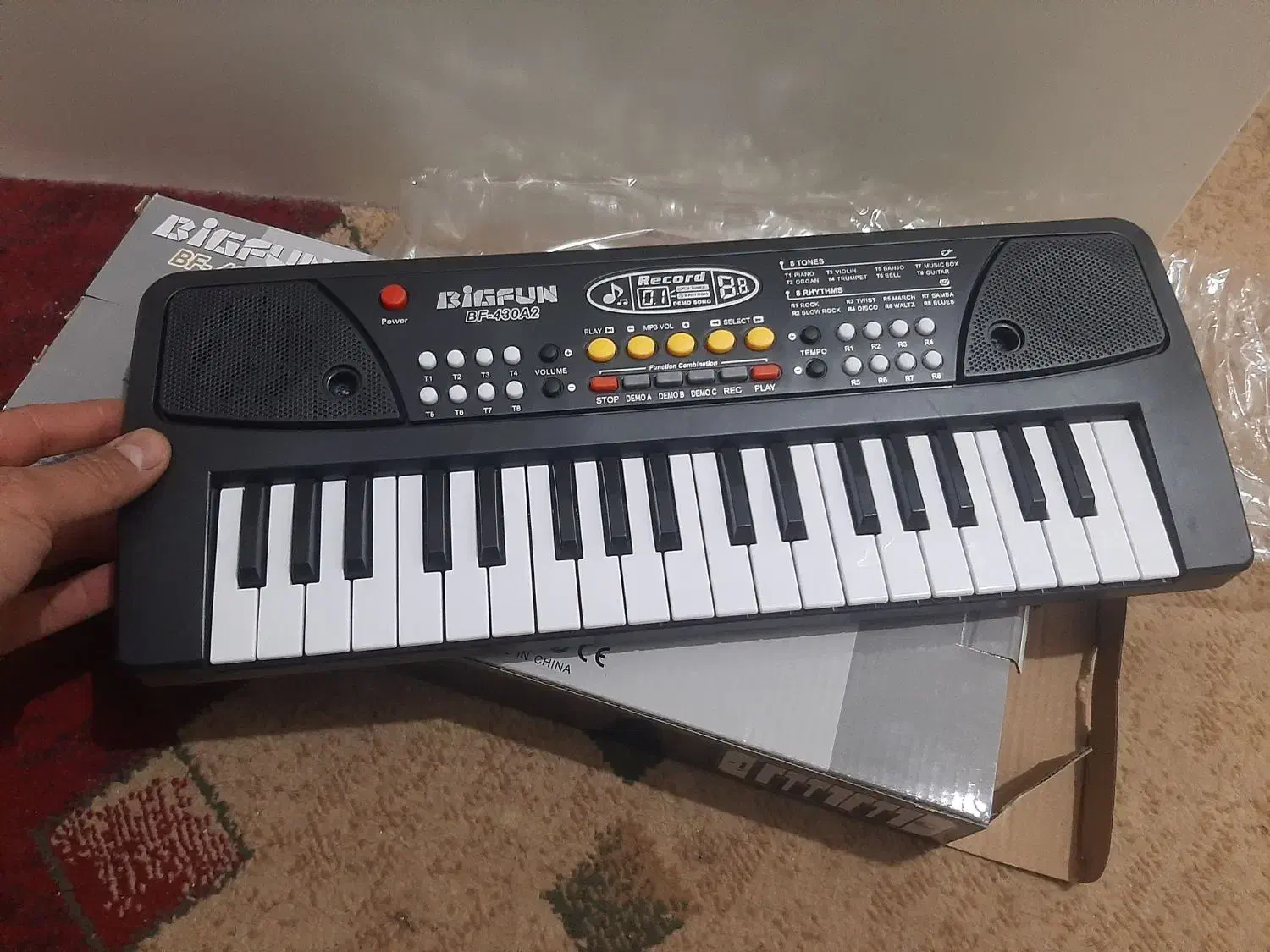 پیانو|اسباببازی|زرند, |دیوار