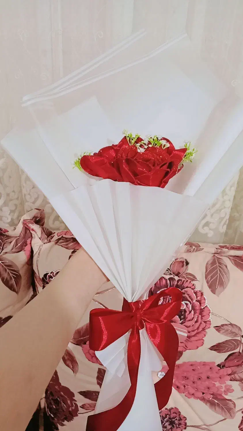 گل ربانی شاین دار مناسب روز مادر|گل مصنوعی|خوی, |دیوار