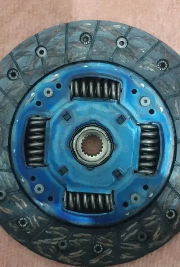 موتور گیربکس تویوتا ۲۷۰۰ معامله با ۳وا۴وا|قطعات یدکی و لوازم جانبی|ایرانشهر, |دیوار