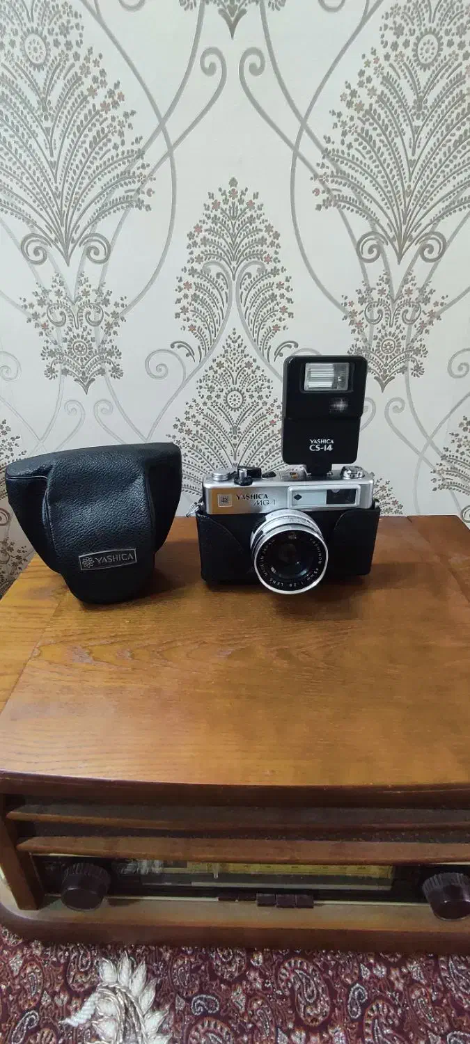 دوربین های قدیمی|دوربین عکاسی و فیلمبرداری|مشهد, راه آهن|دیوار