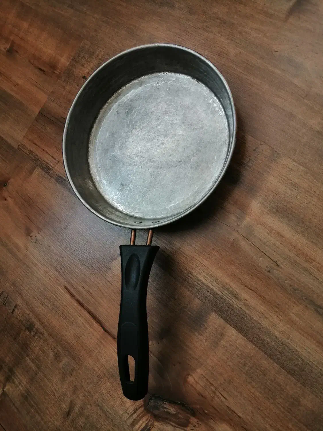 تابه مسی زنجان|ظروف پخت‌وپز|ارومیه, |دیوار