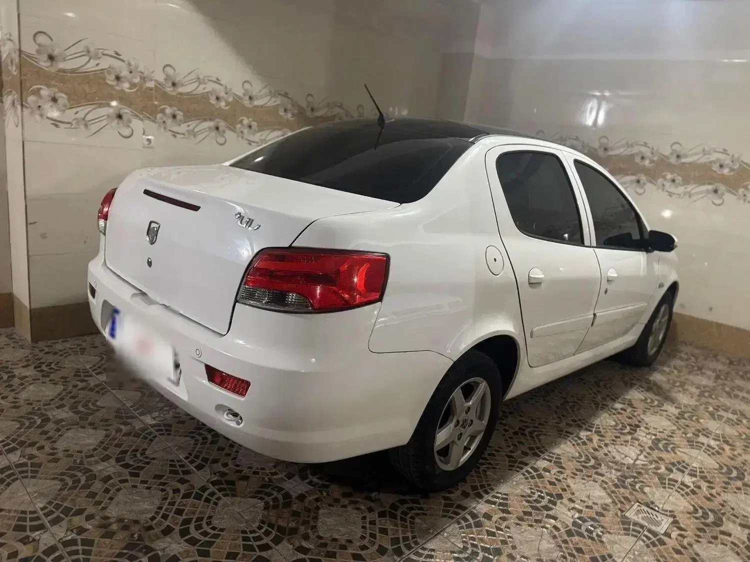 رانا پلاس سقف شیشه ای|خودرو سواری و وانت|زاهدان, |دیوار